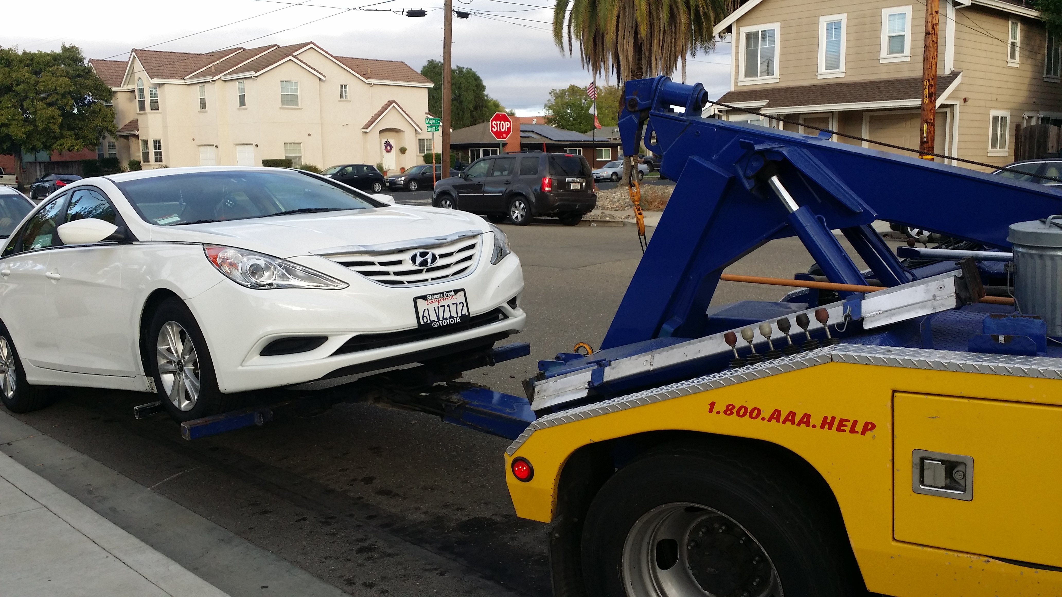 My car getting towed Lifeless Wallet